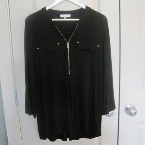 CALVIN KLEIN black top with a gold zipper and studs. Excellent used condition.